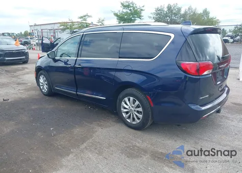2018 Chrysler Pacifica Touring L z USA, uszkodzony, nr VIN 2C4RC1BG5JR354599